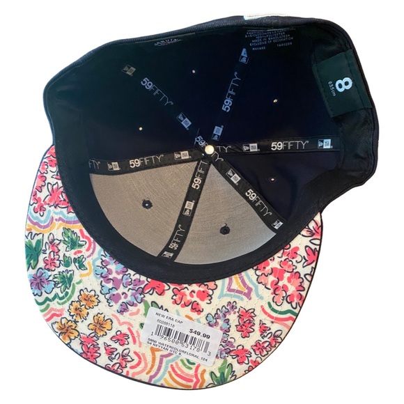 Rare Yankees “watercolor floral” fitted hat. NWT - Picture 6 of 7